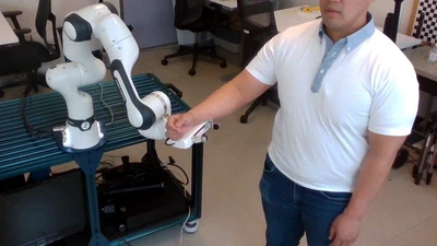 Robot-to-Human Grasping featured image